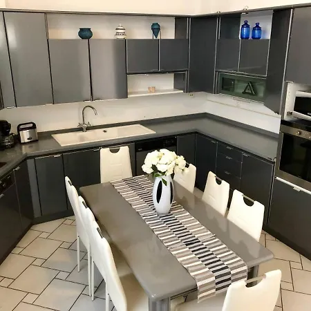 Andros Epoque Livádhia