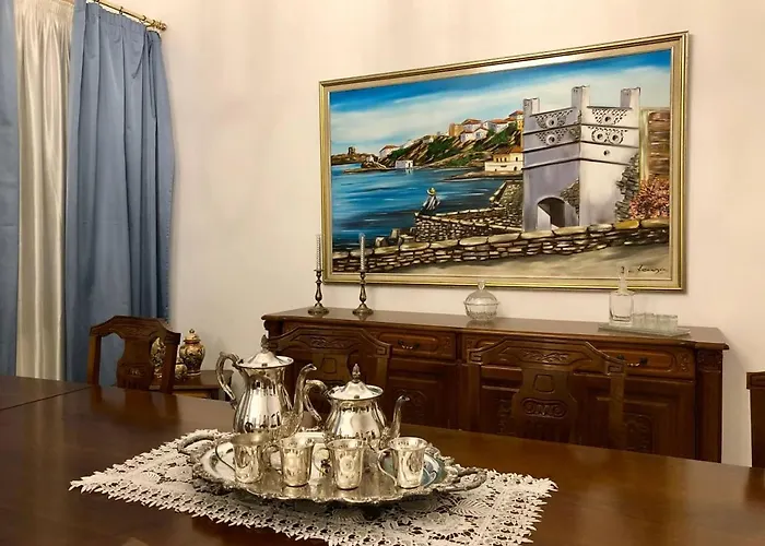 Andros Epoque * Livadia (Andros)