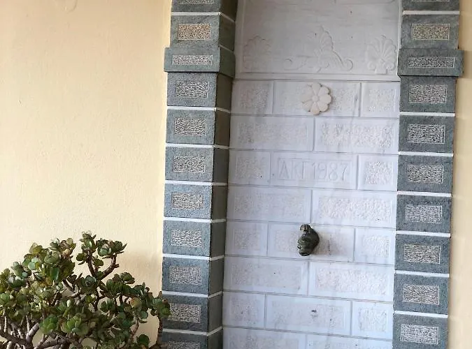 Andros Epoque Villa Livadia (Andros)