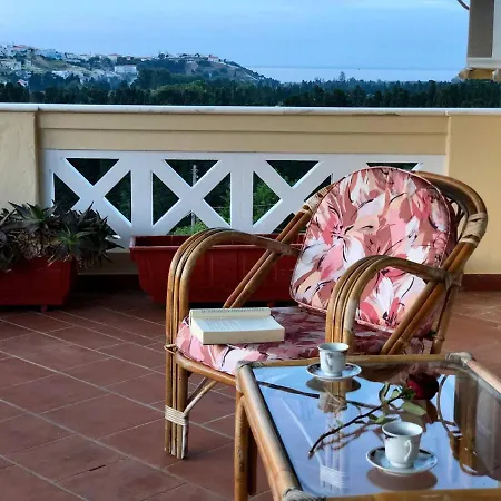 Andros Epoque * Livadia (Andros)