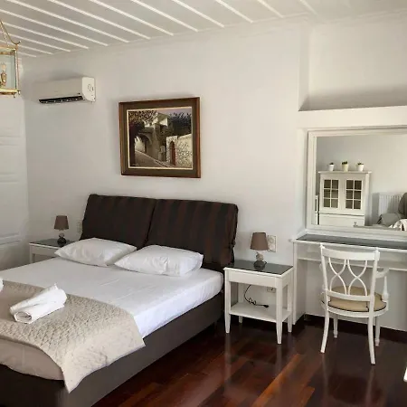 Andros Epoque *